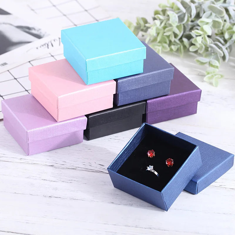 24Pcs 7x9cm Cardboard Jewelry Box Necklace Earring Bracelet Box Big Paper Gift Packaging with Black Sponge Can Personalized logo