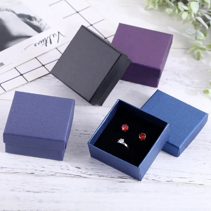 24Pcs 7x9cm Cardboard Jewelry Box Necklace Earring Bracelet Box Big Paper Gift Packaging with Black Sponge Can Personalized logo