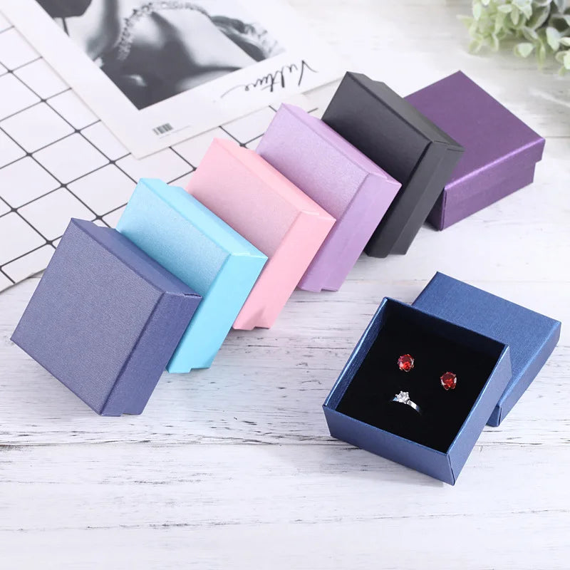 24Pcs 7x9cm Cardboard Jewelry Box Necklace Earring Bracelet Box Big Paper Gift Packaging with Black Sponge Can Personalized logo