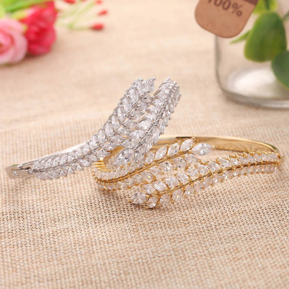 Women's leaf Zircon Bracelet luxury temperament fashion classic plant large flower Bracelet popular jewelry