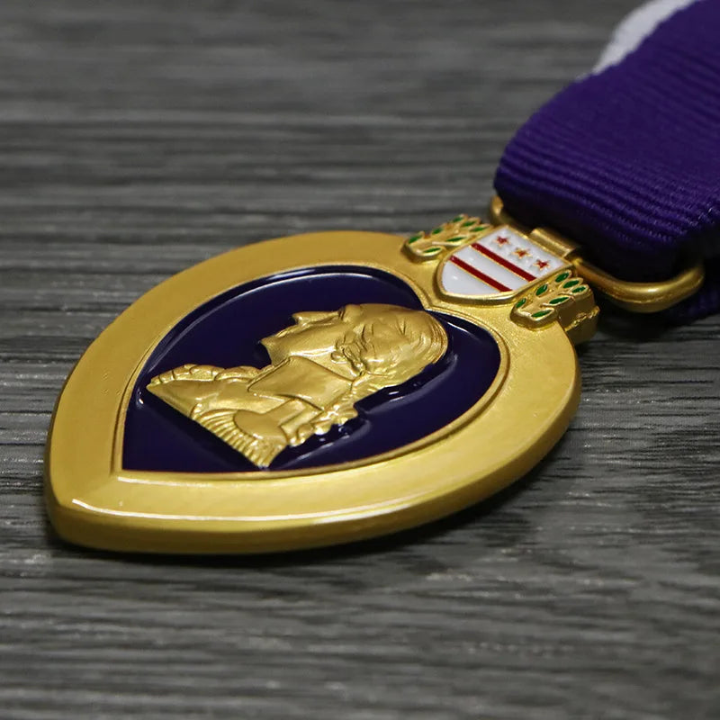US Army Medal of Honor Purple Purple Heart Emblem