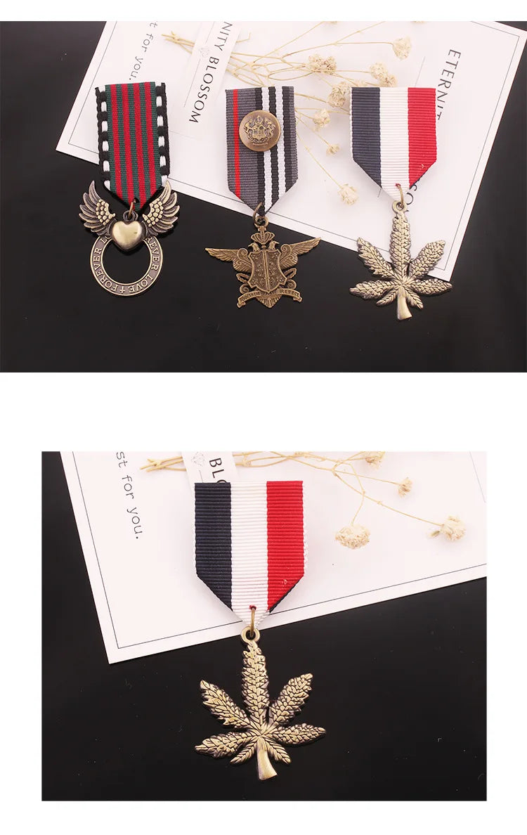 Vintage Badge British Academy Style Men's Medal Shoulder Badge Metal Badge Wholesale