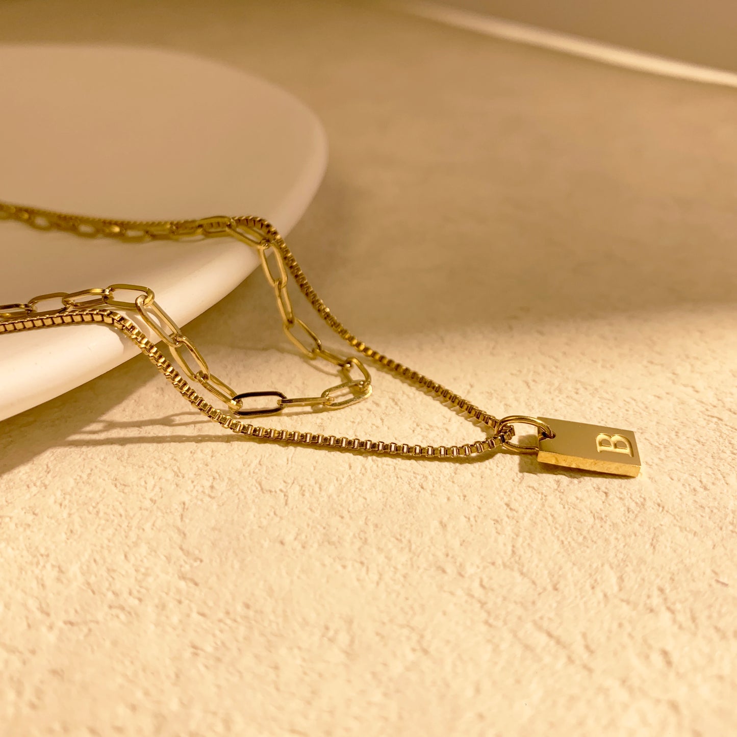 SUNIBI Layering Paperclip Chain Necklace Personalized Simple A-Z Letter Name Tag Pendant Necklace Layered Necklaces Wholesale