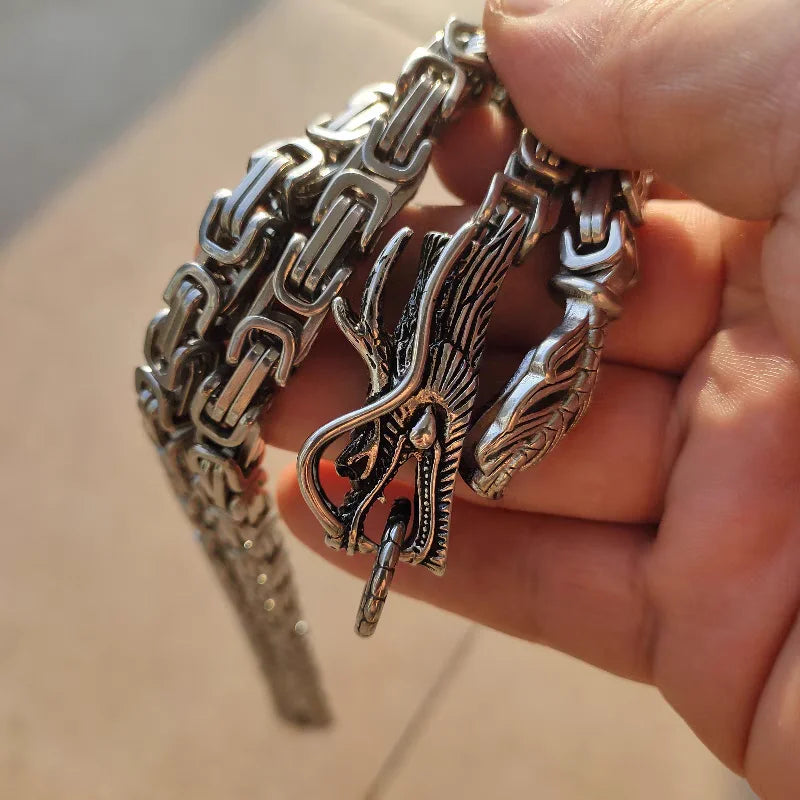 Dragon Head Pendants Bracelets EDC Self Defense Whip Titanium Steel Necklace Fashion Jewlery Waist Mens Gadgets For Cool Gifts