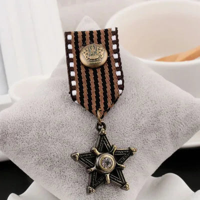Vintage Badge British Academy Style Men's Medal Shoulder Badge Metal Badge Wholesale
