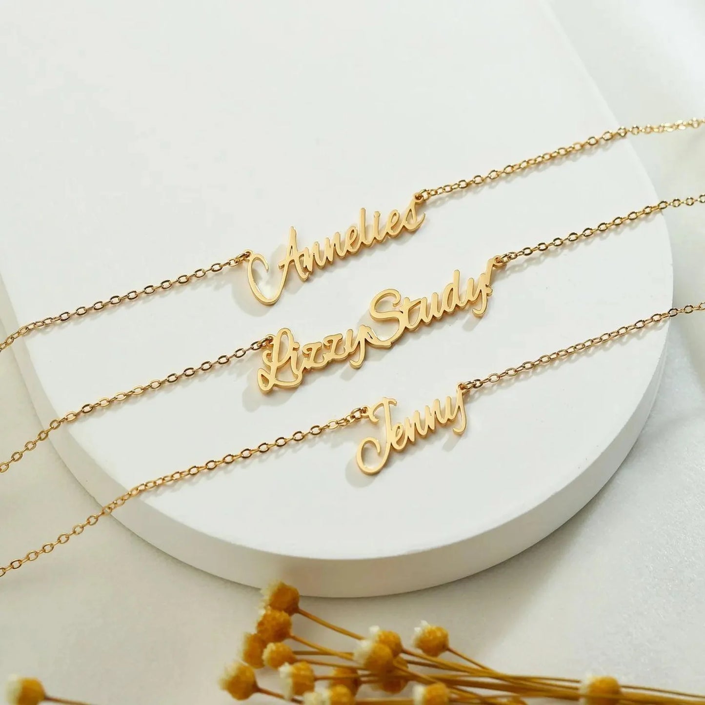 Amaxer Personalised Custom Name Necklace for Women Cursive Letter Pendant Stainless Steel Chains Jewelry Couple Weddings Gifts