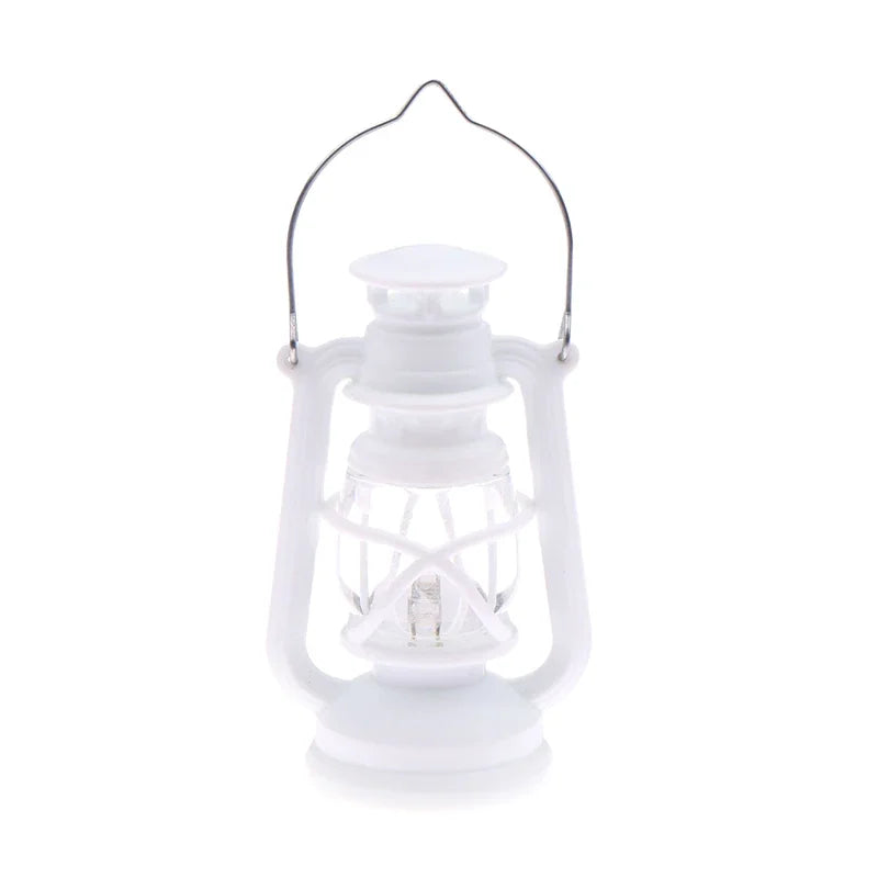 6cm Mini Led Retro Glowing Pony Lantern Simulation Cande Light Oil Lamp Mini Kerosene Lantern Doll House Decor Scene Ornaments